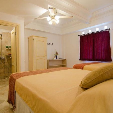 Club Bali Suites At Kota Bunga Чипанас Экстерьер фото