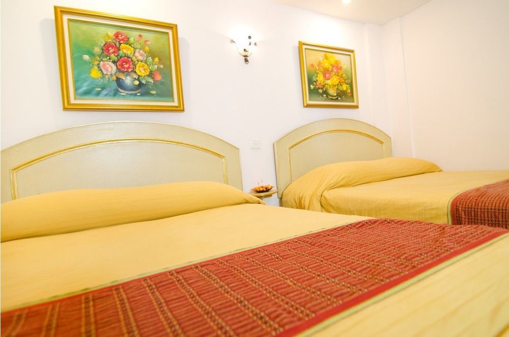 Club Bali Suites At Kota Bunga Чипанас Экстерьер фото
