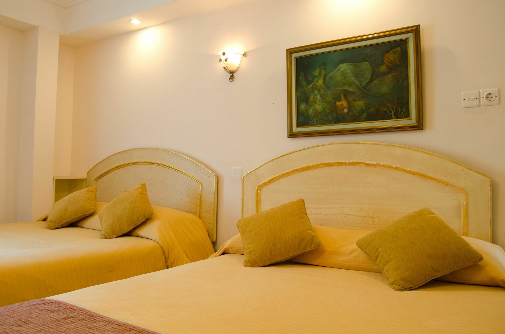 Club Bali Suites At Kota Bunga Чипанас Экстерьер фото